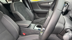 Volvo EC40 175kW Plus 69kWh 5dr Auto Electric Estate